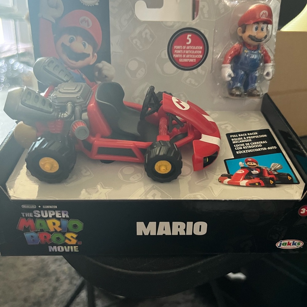 Nintendo Mario Red Kart with Yellow-Wheel Accents